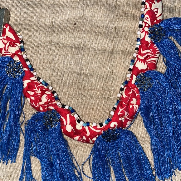 5/$5 H&M cloth statement necklace - Picture 3 of 3